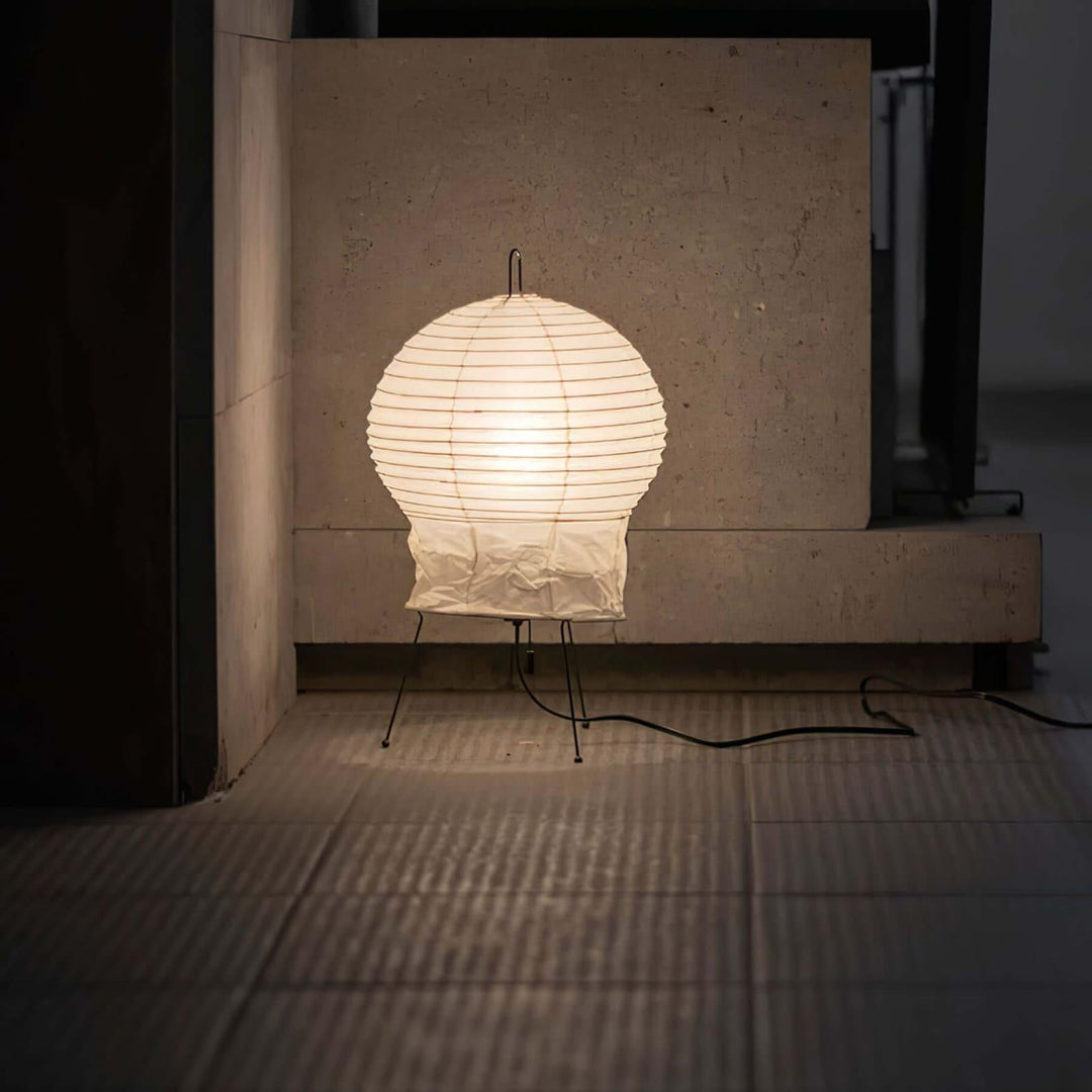 Akari 2N table lamp showcasing a Japandi design with art deco elements, perfect as a white accent lamp.