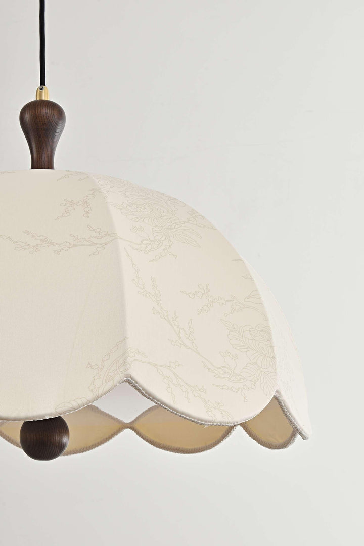 Bloom Pendant Light– Vintage Petal Design with Gold Accents | Vinlighting | Vinlighting