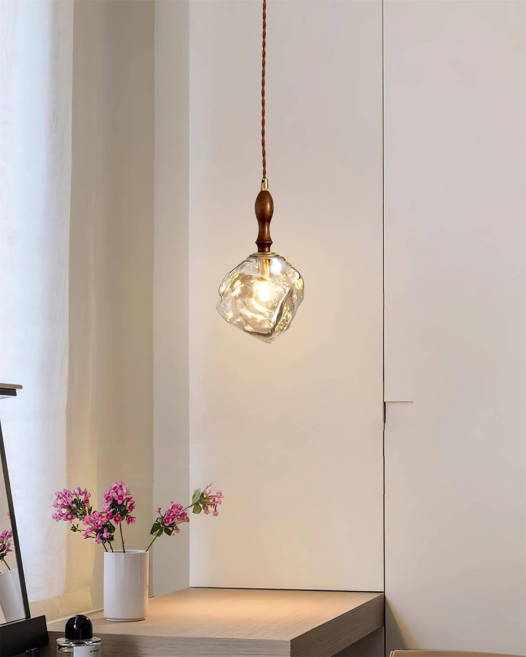 Ice Cubes Pendant Lamp โ Sparkling Glass Lighting for Elegant Spaces | Vinlighting | Vinlighting