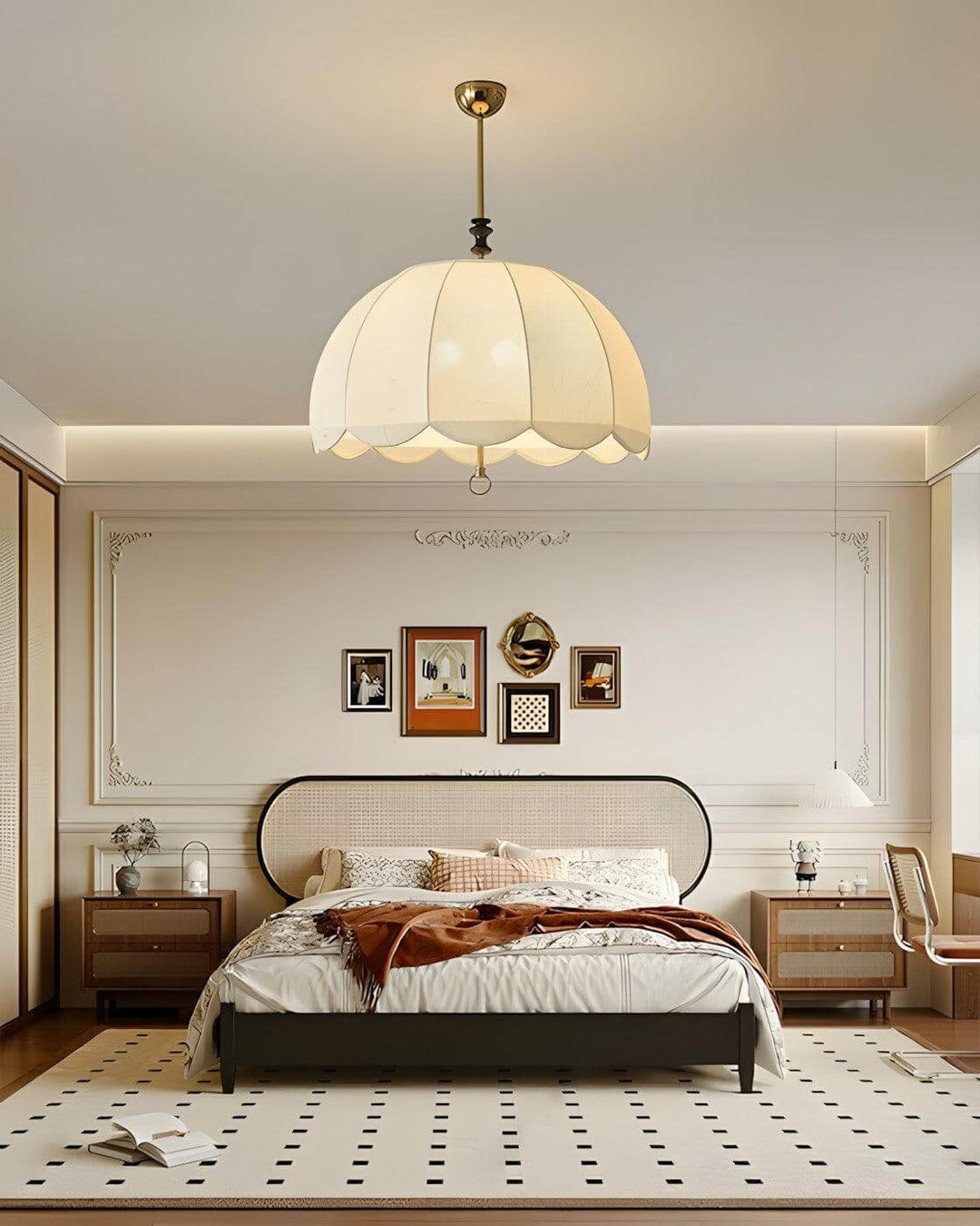 Ivory Bloom Pendant Light – Vintage Petal Design with Gold Accents | Vinlighting | Vinlighting