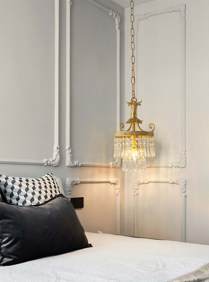 Jalsuma Chandelier – Elegant Crystal & Brass Lighting for Dining Tables