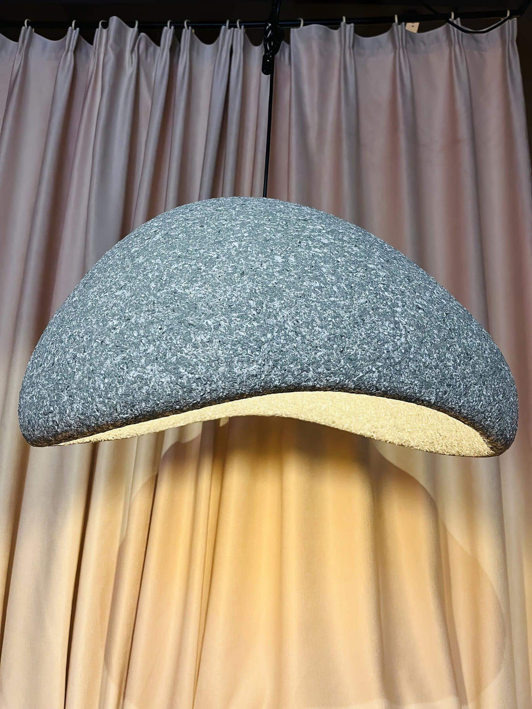 Khmara Halia Pendant | Modern Resin Hanging Light for Kitchen Island | Vinlighting | Vinlighting