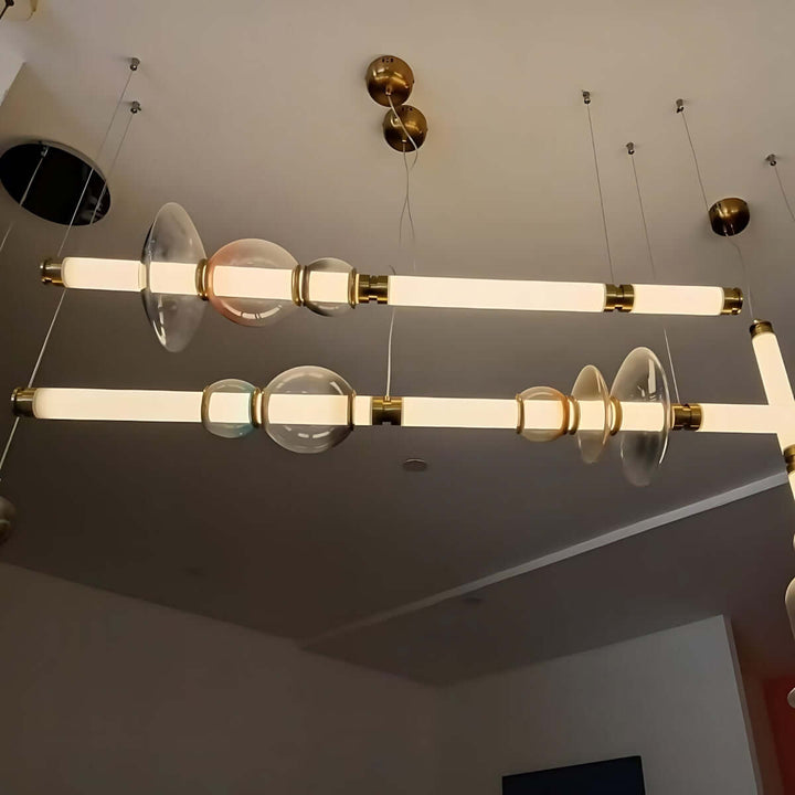 Maperu Chandelier – Modern Lightweight Linear Chandelier Design
