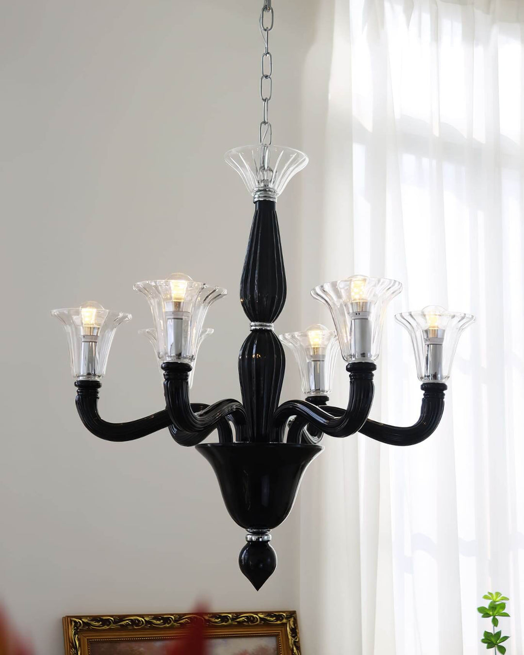 Miloze Chandelier โ Ceiling Chandelier Modern Black Glass