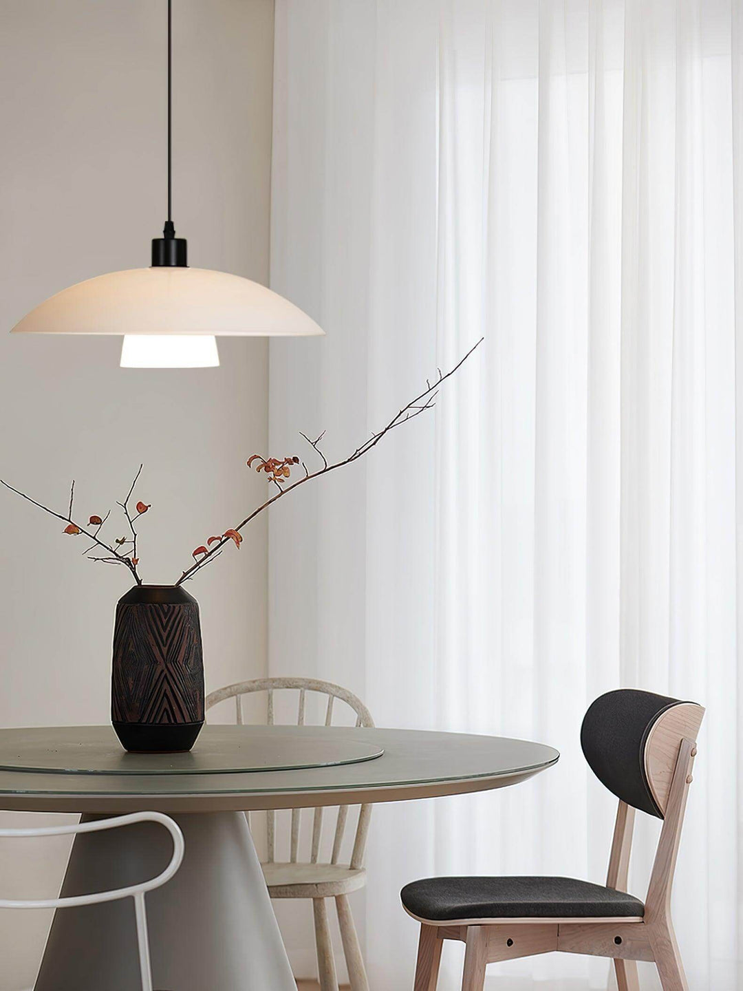 Modern Iron Pendant Light - Hanging Lamp for Kitchen Island and Dining | Vinlighting | Vinlighting