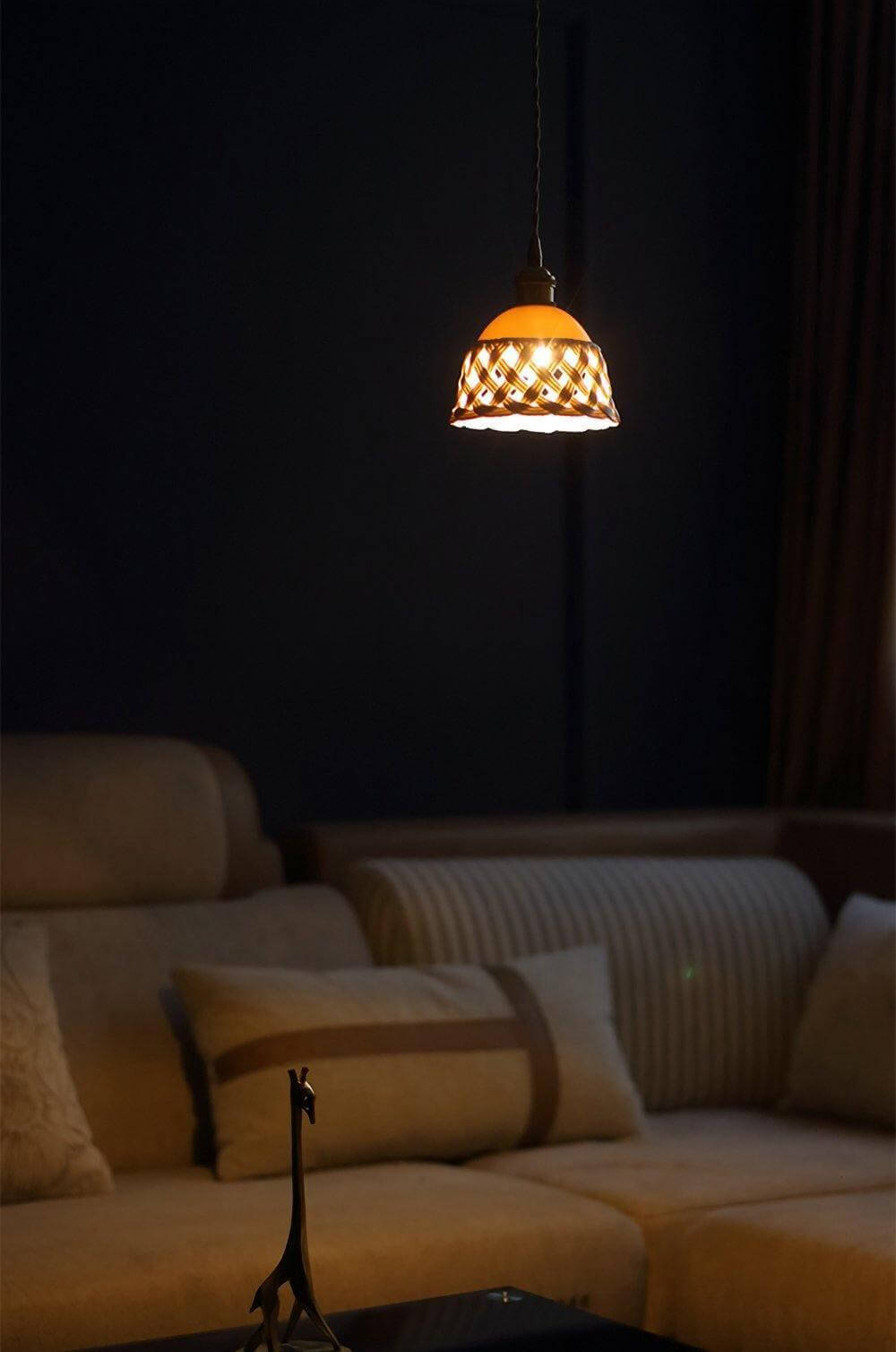 Openwork Ceramic Pendant Lamp | Modern Mini Hanging Light for Bathroom | Vinlighting | Vinlighting