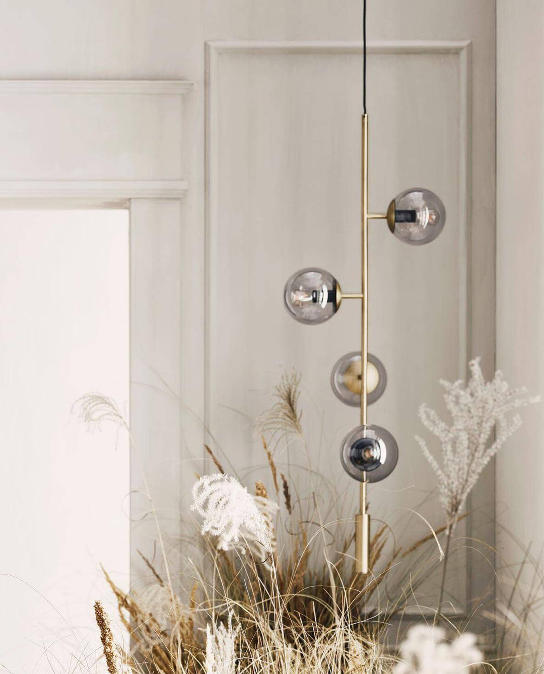 Orb Pendant Light - Modern Brass & Glass Hanging Fixture | Vinlighting | Vinlighting