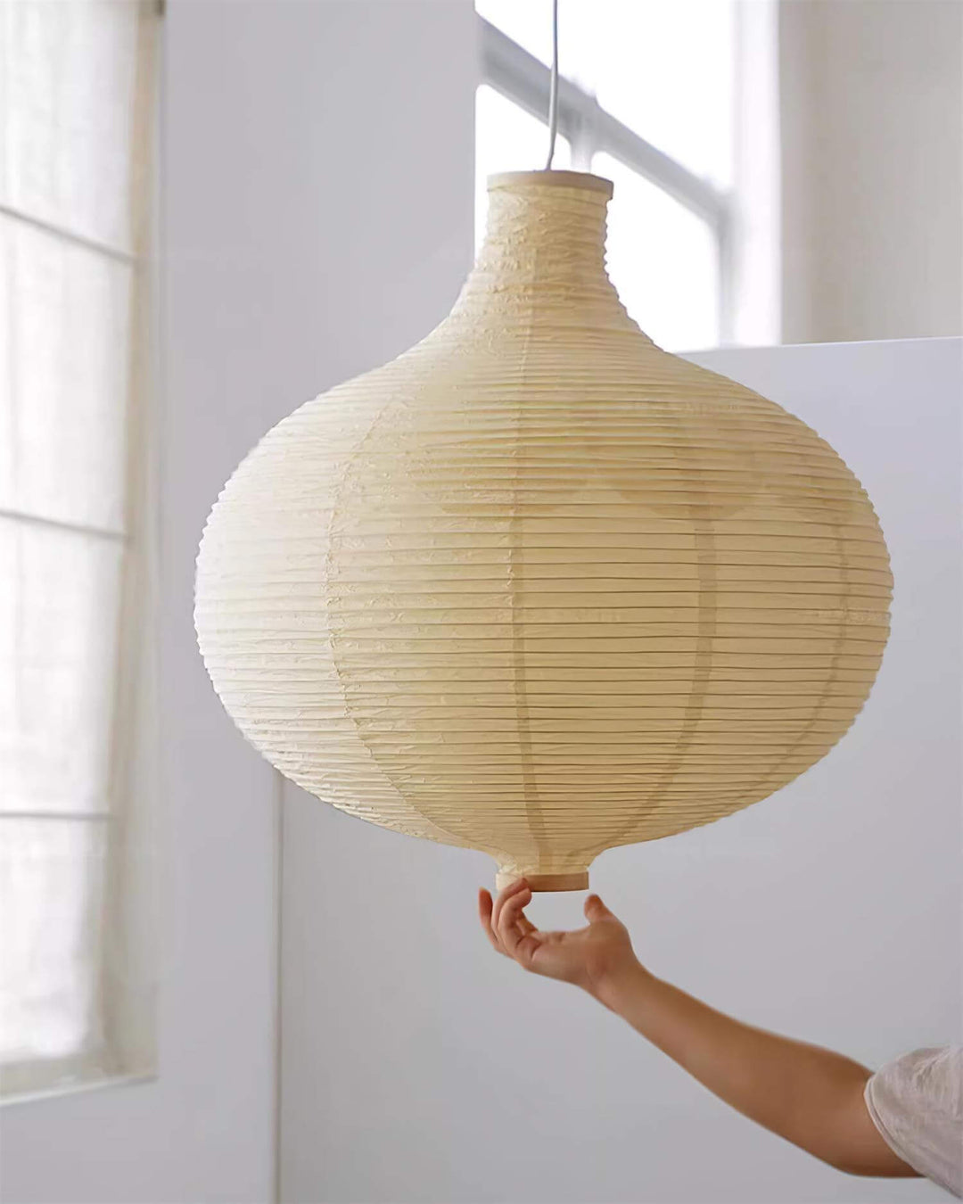 Rice Paper Globe Pendant Light | Hanging for Dining Room & Bedroom | Vinlighting | Vinlighting