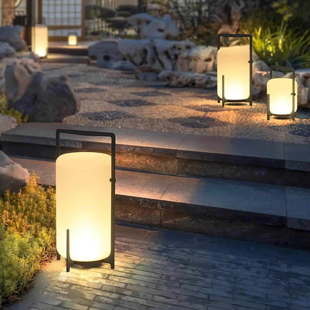 Twilight Lantern Rechargeable Light | Outdoor Solar Lamp | Vinlighting | Vinlighting | Vinlighting