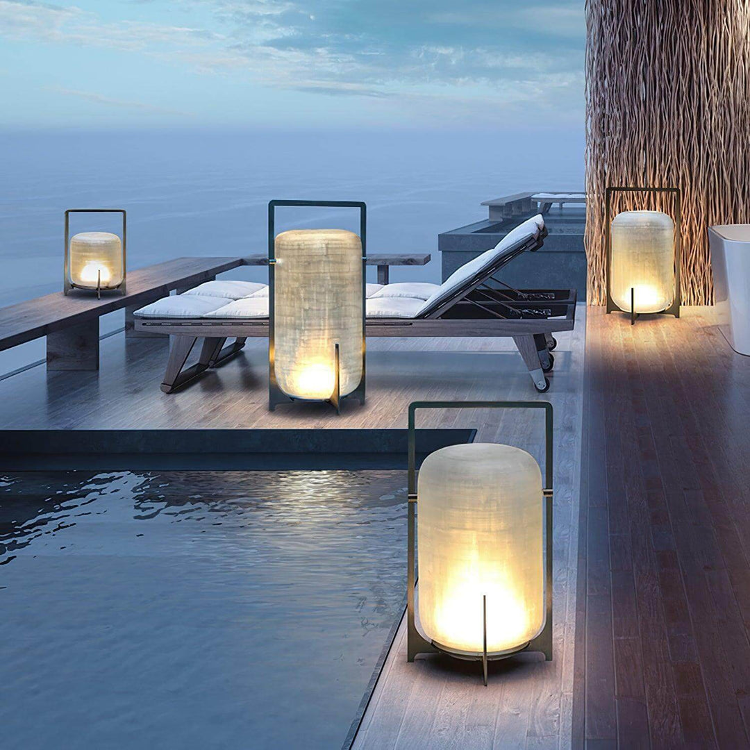 Twilight Lantern Rechargeable Light | Outdoor Solar Lamp | Vinlighting | Vinlighting | Vinlighting