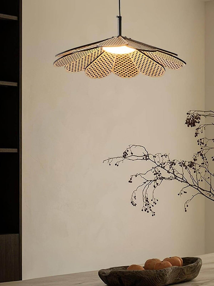 Vendra Pendant Light for Dining Room โ Wabi-Sabi Wood Style