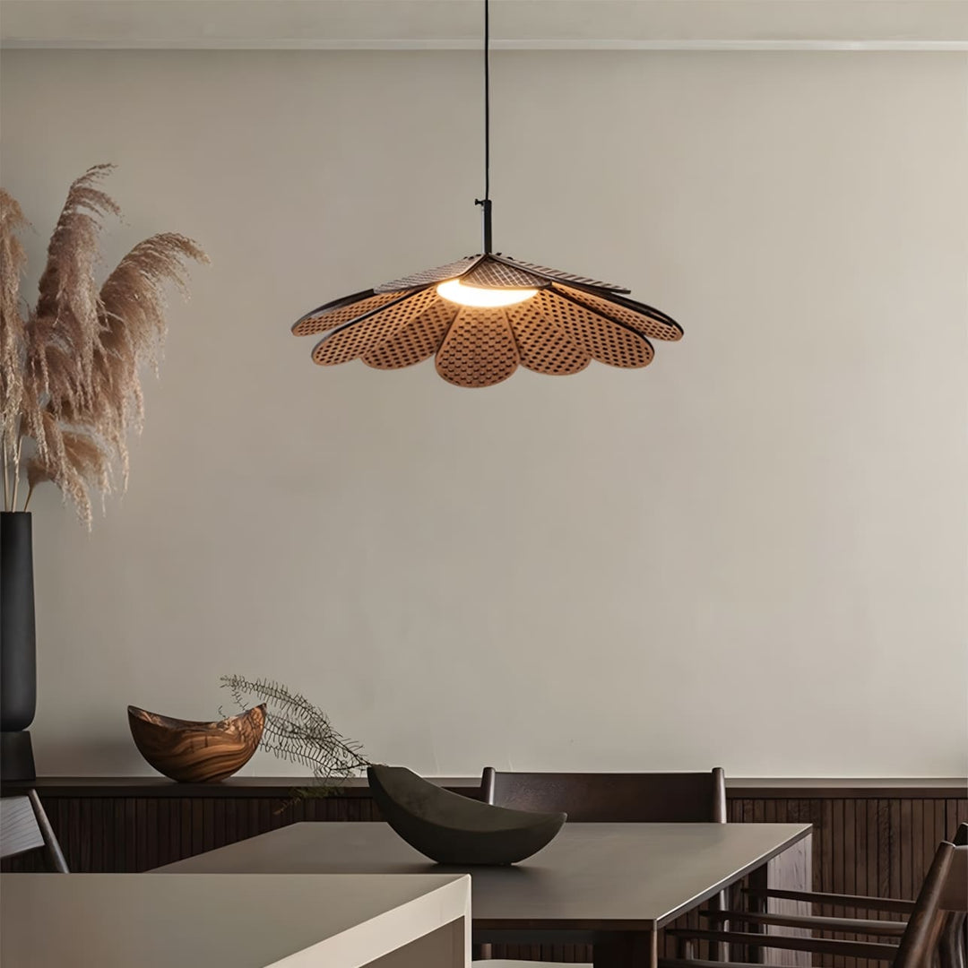 Vendra Pendant Light for Dining Room โ Wabi-Sabi Wood Style