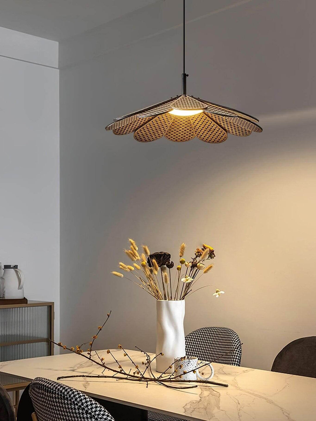 Vendra Pendant Light for Dining Room โ Wabi-Sabi Wood Style