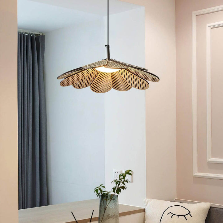 Vendra Pendant Light for Dining Room โ Wabi-Sabi Wood Style