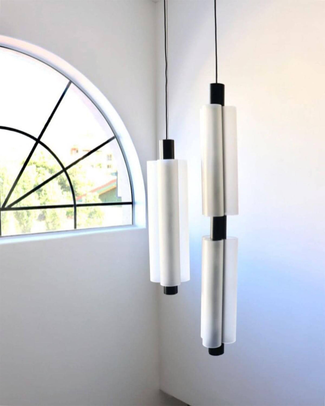 Veylis Pendant Lamp β Stylish Modern Acrylic Pendant Lighting
