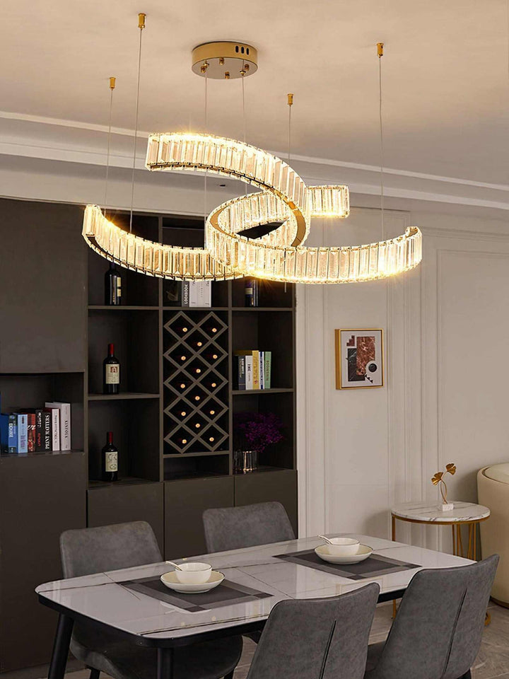 Vortex Chandelier – Gold & Crystal Elegance for Timeless Luxury | Vinlighting | Vinlighting