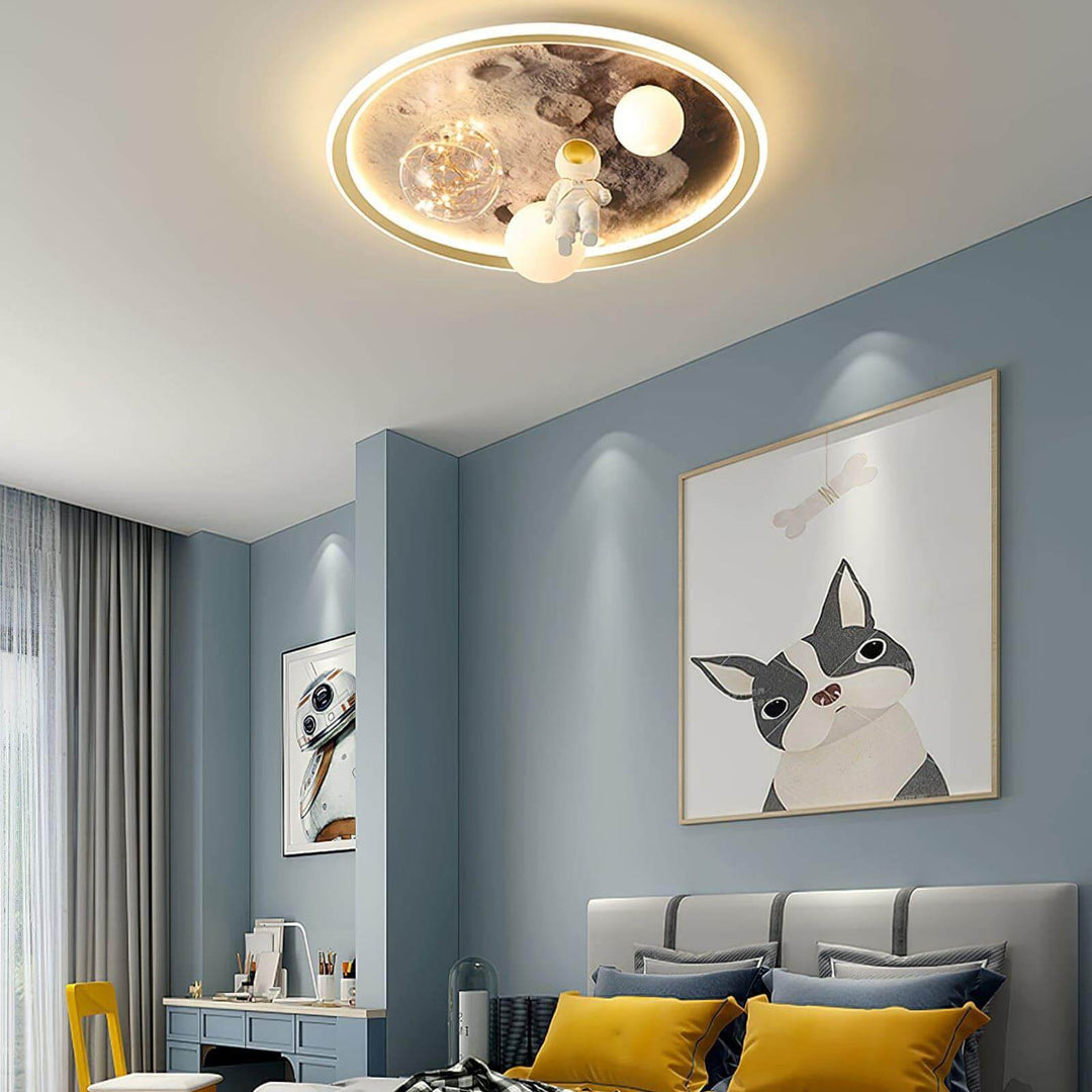 Walking Moon Ceiling Lamp – Astronaut Design, Unique Light Fixture | Vinlighting | Vinlighting