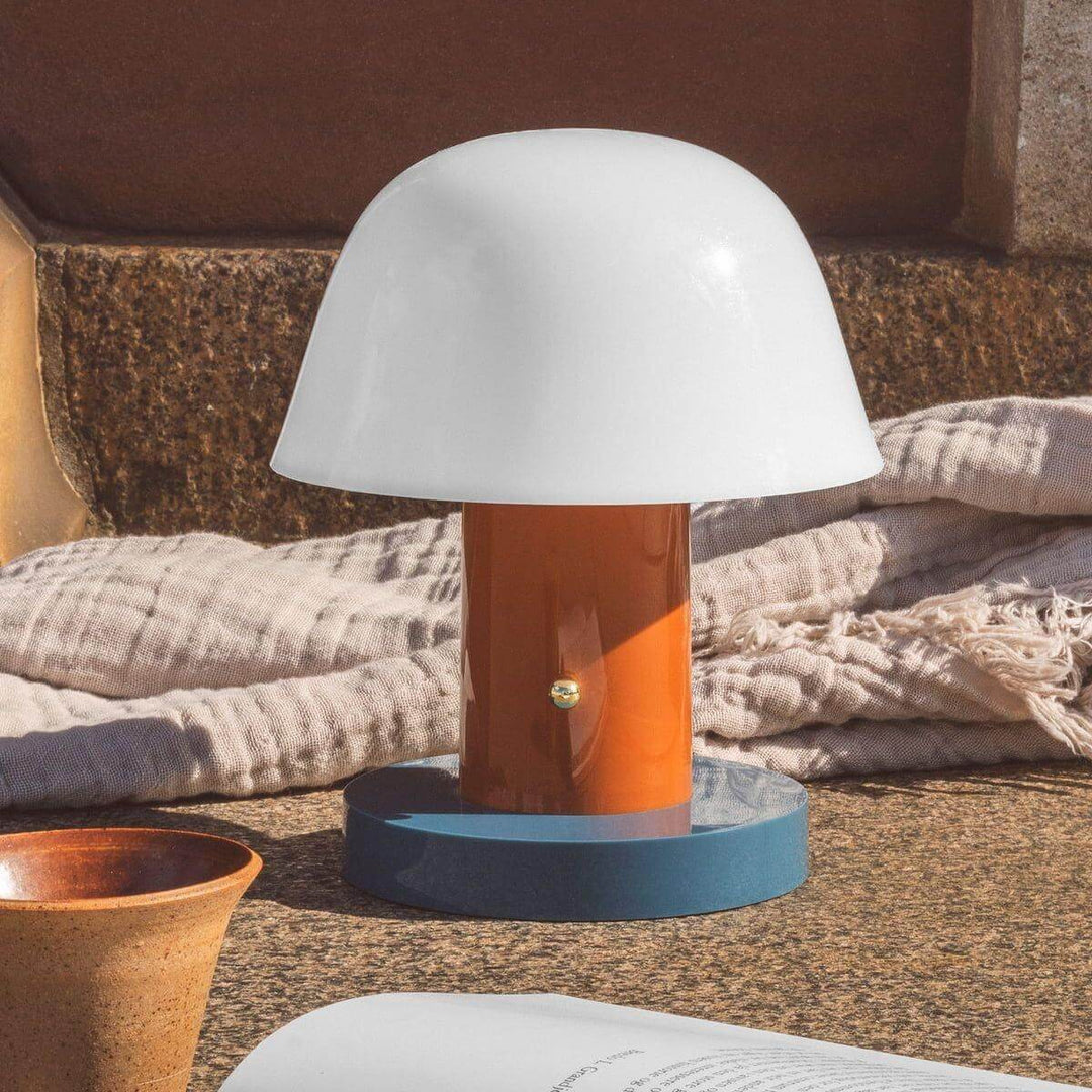 Small Table Lamp - Vinlighting