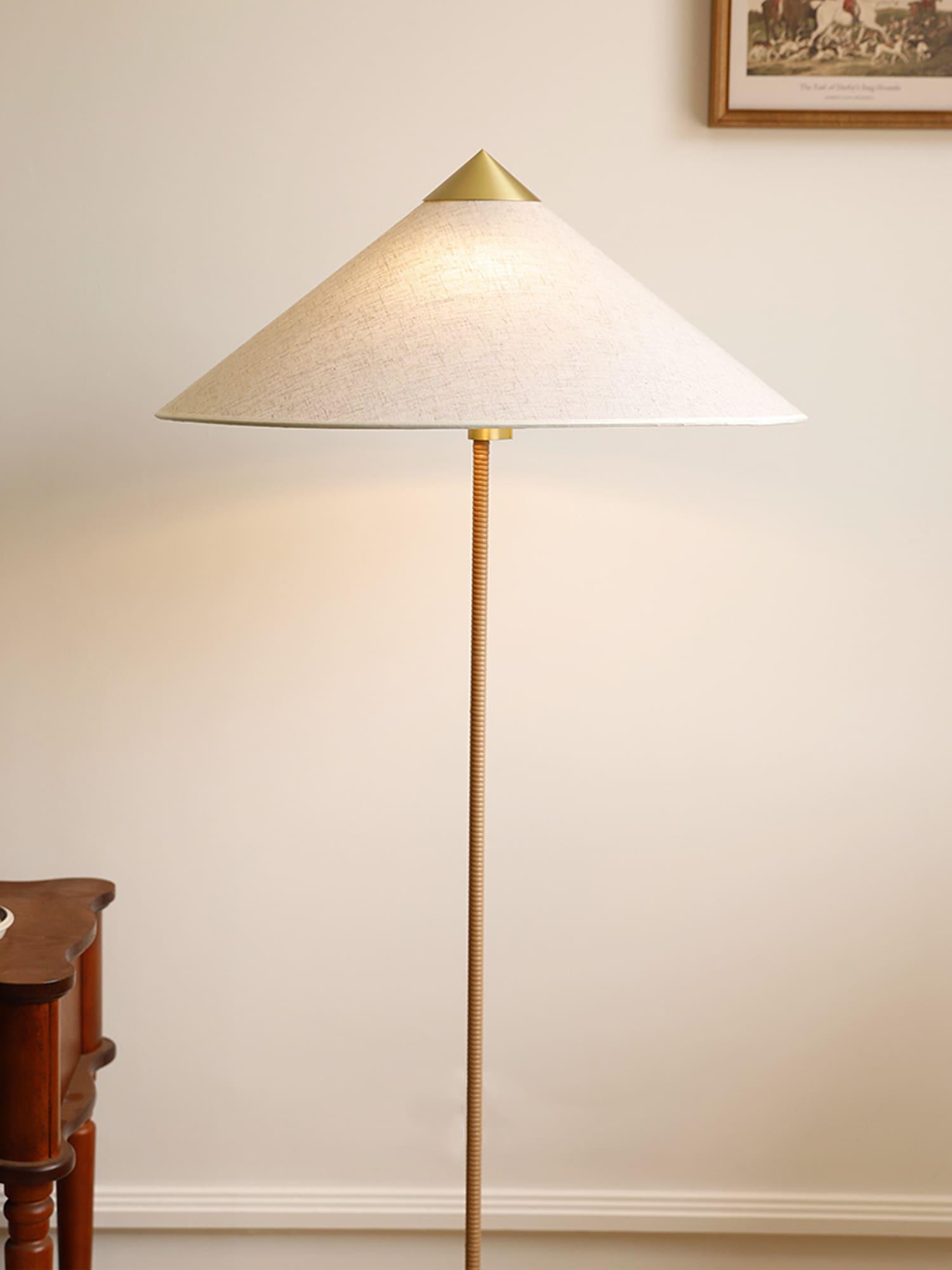 9602 Floor Lamp - Vinlighting