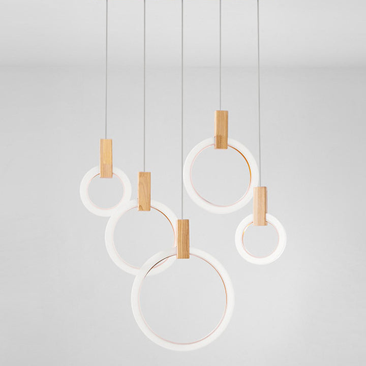 Acrylic Ring Chandelier – Modern Design with Elegant Glow | Vinlighting