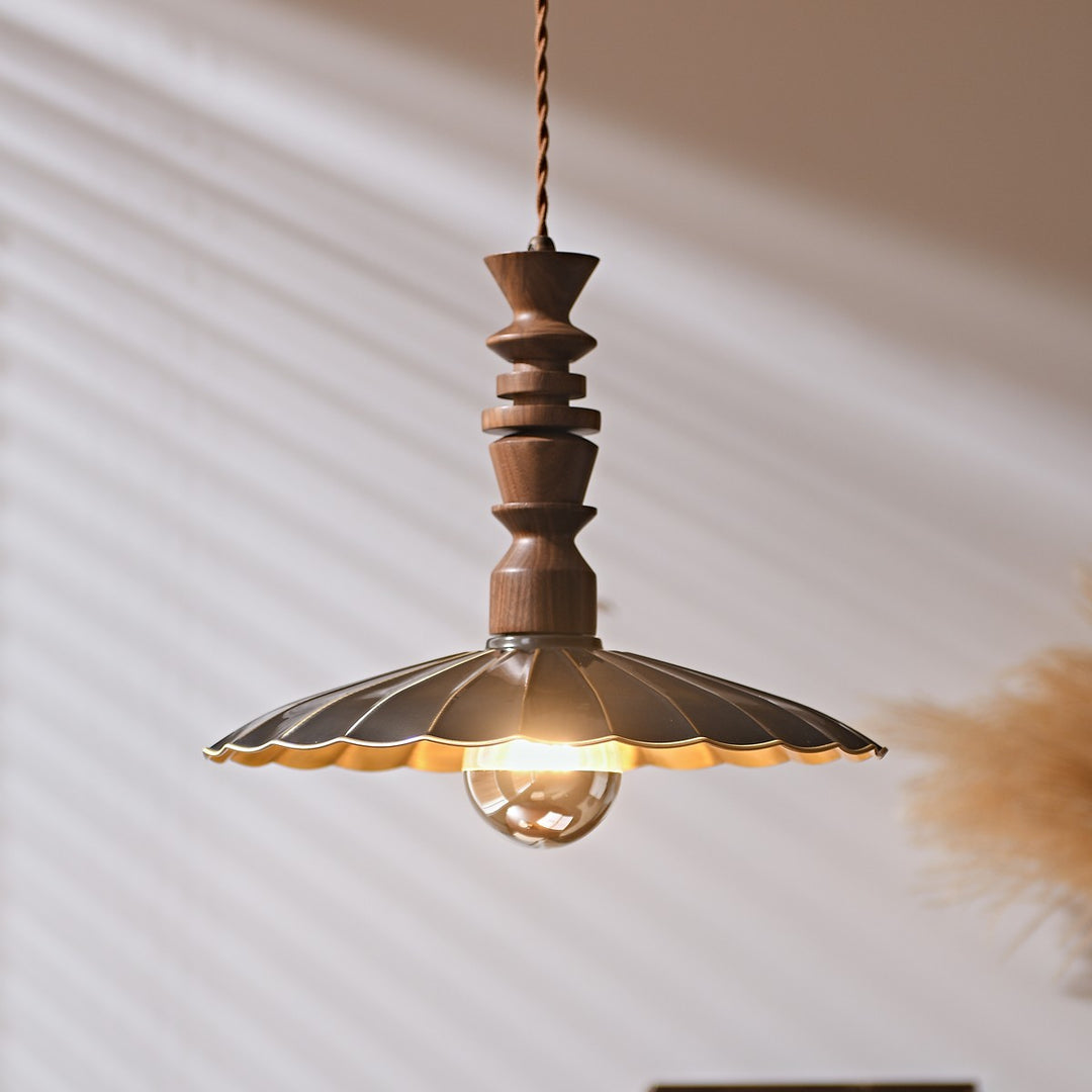 Aerial Ballet Chandelier – Elegant Walnut & Brass Lighting Fixture | Vinlighting
