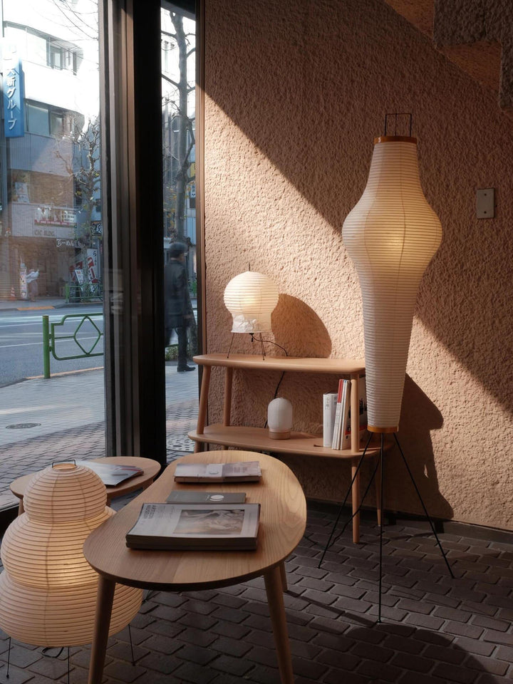 Akari 14A Floor Lamp | Modern Japanese Paper Design | Vinlighting | Vinlighting | Vinlighting