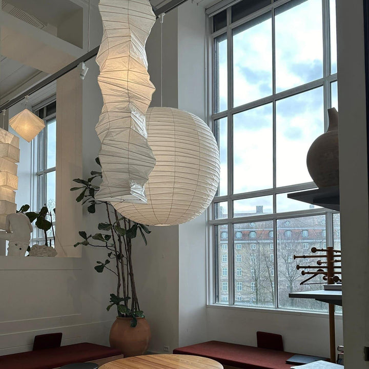 Akari 33N Washi Paper Pendant Light | Long Hanging for Corner Decor | Vinlighting | Vinlighting