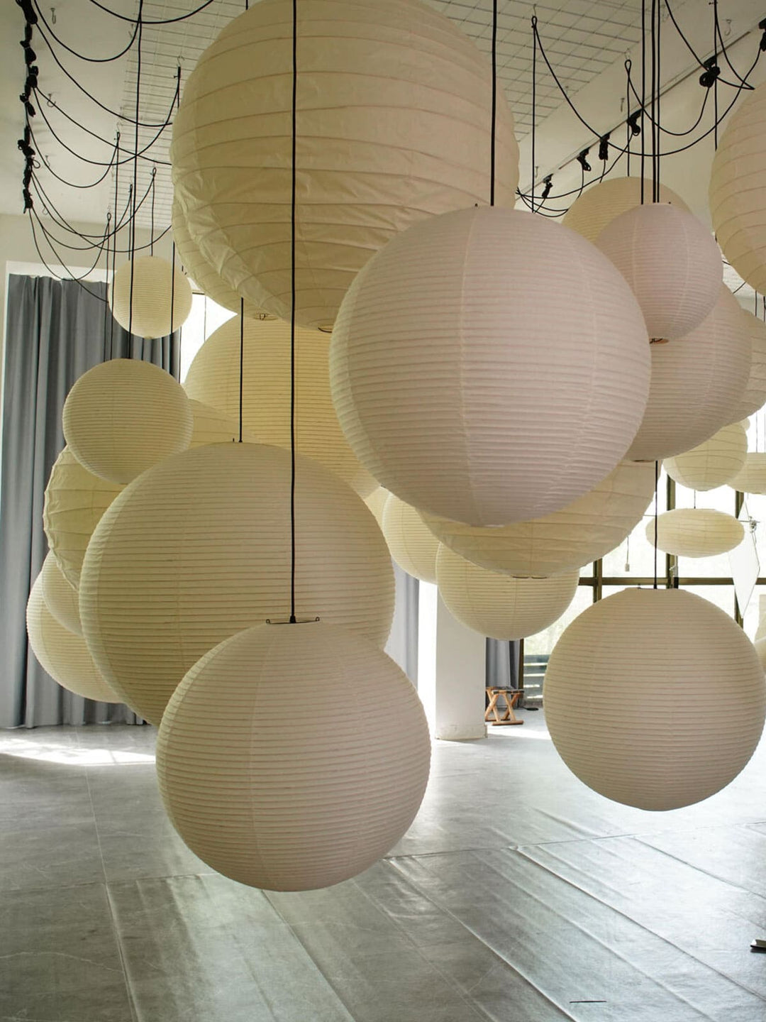 Akari Paper Japanese Lantern Hanging Light | 55A | 75A | 100A | 120A | Vinlighting