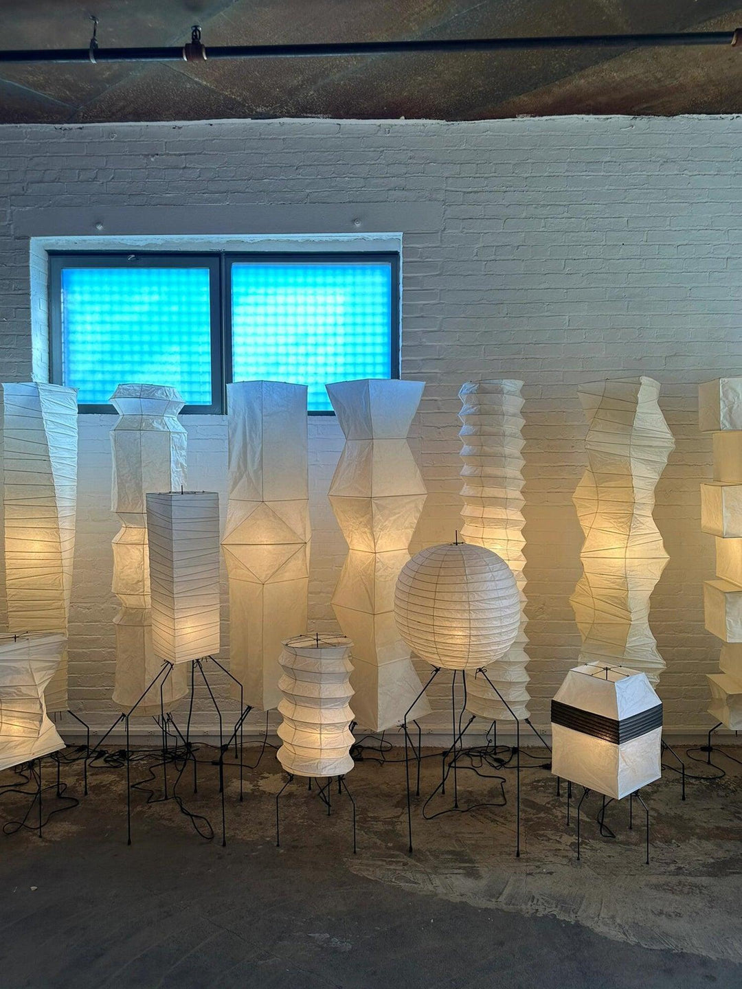 Akari UF4-L9 Floor Lamp | Modern Tall Bamboo Design | Vinlighting | Vinlighting | Vinlighting