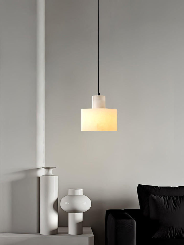 Alabaster Pendant Light Small Hanging Lamp for Bedside & Kitchen Sink | Vinlighting | Vinlighting
