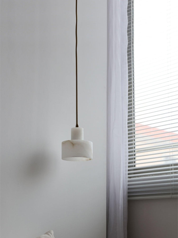 Alabaster Pendant Light Small Hanging Lamp for Bedside & Kitchen Sink | Vinlighting | Vinlighting