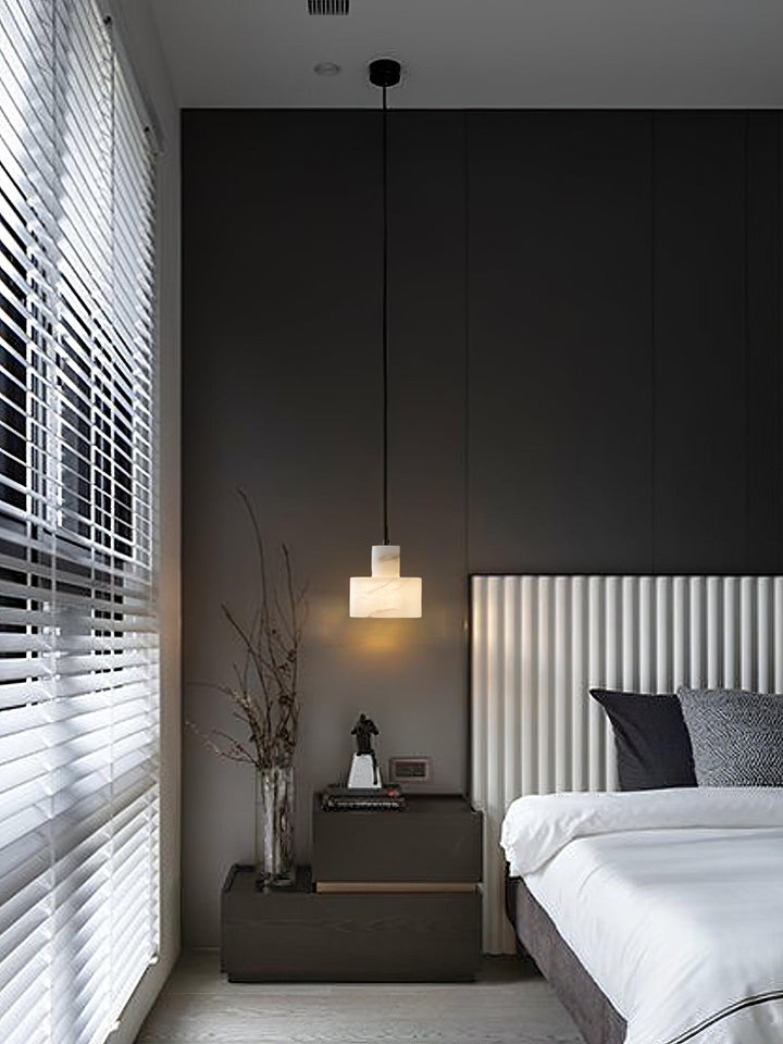 Alabaster Pendant Light Small Hanging Lamp for Bedside & Kitchen Sink | Vinlighting | Vinlighting