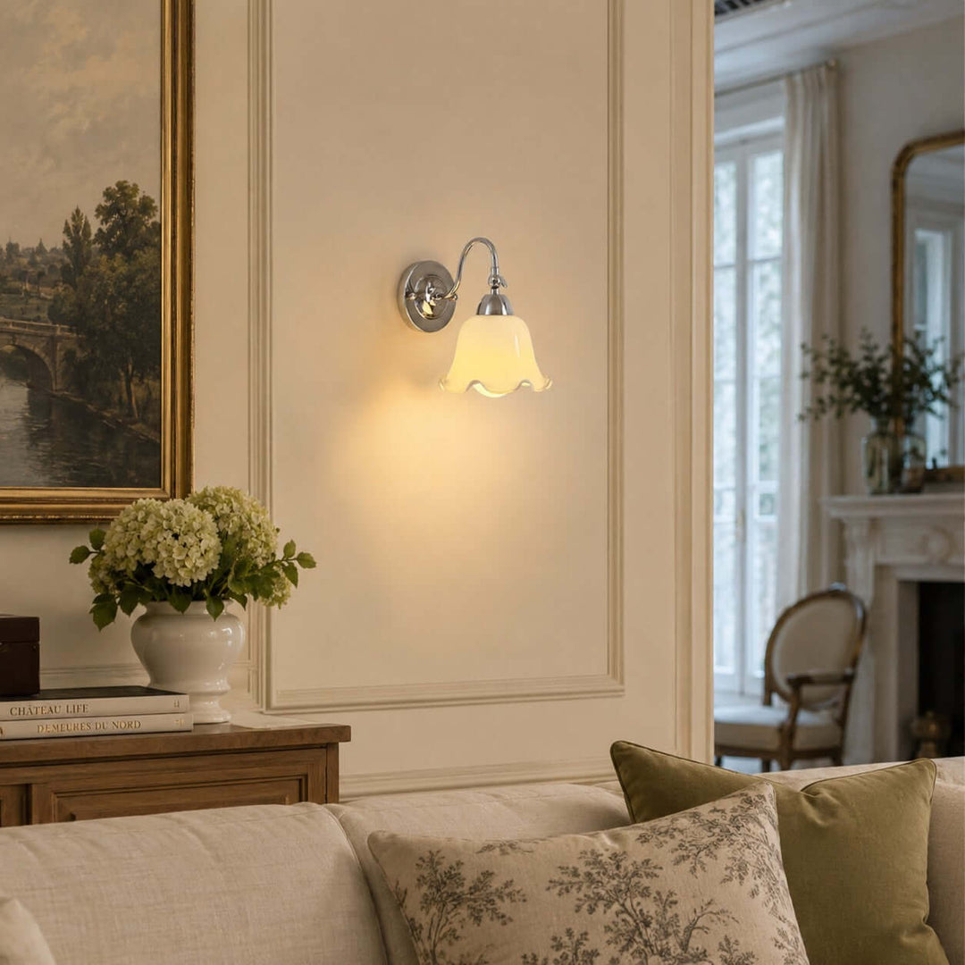 Amarise Wall Light - French Flower Glass for Bedside Room Decor | Vinlighting