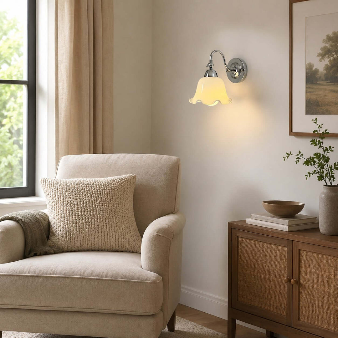 Amarise Wall Light - French Flower Glass for Bedside Room Decor | Vinlighting