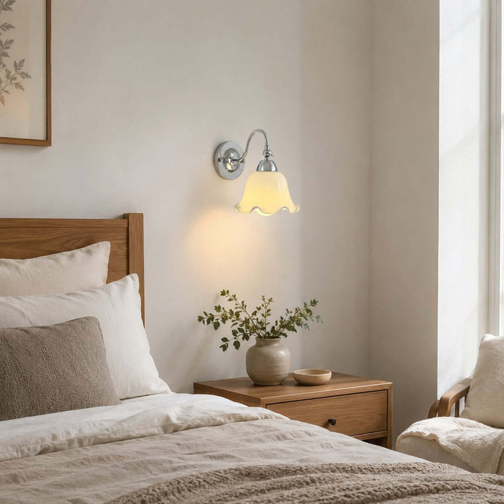 Amarise Wall Light - French Flower Glass for Bedside Room Decor | Vinlighting