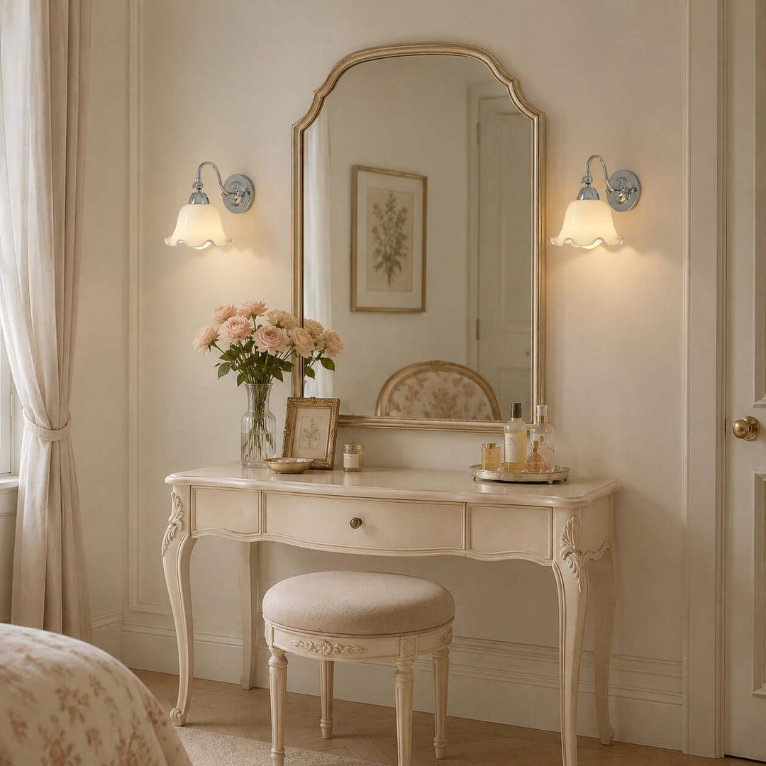 Amarise Wall Light - French Flower Glass for Bedside Room Decor | Vinlighting
