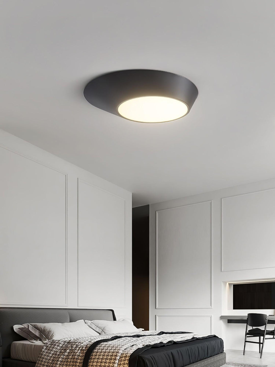 Angled Ceiling Light | Modern Lamp for Any Room | Vinlighting | Vinlighting | Vinlighting