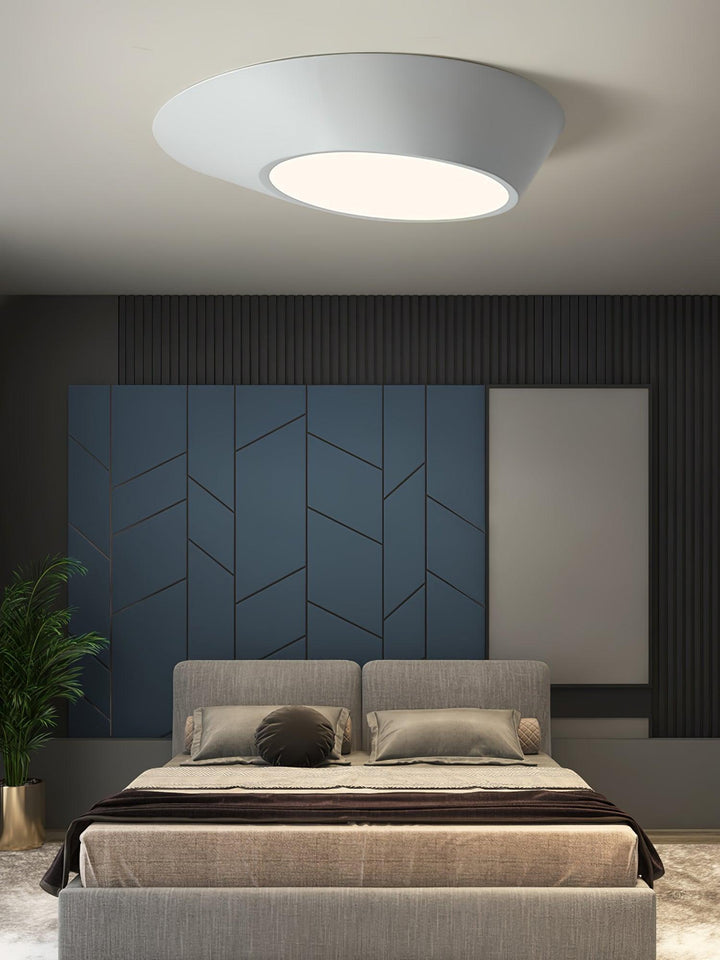 Angled Ceiling Light | Modern Lamp for Any Room | Vinlighting | Vinlighting | Vinlighting