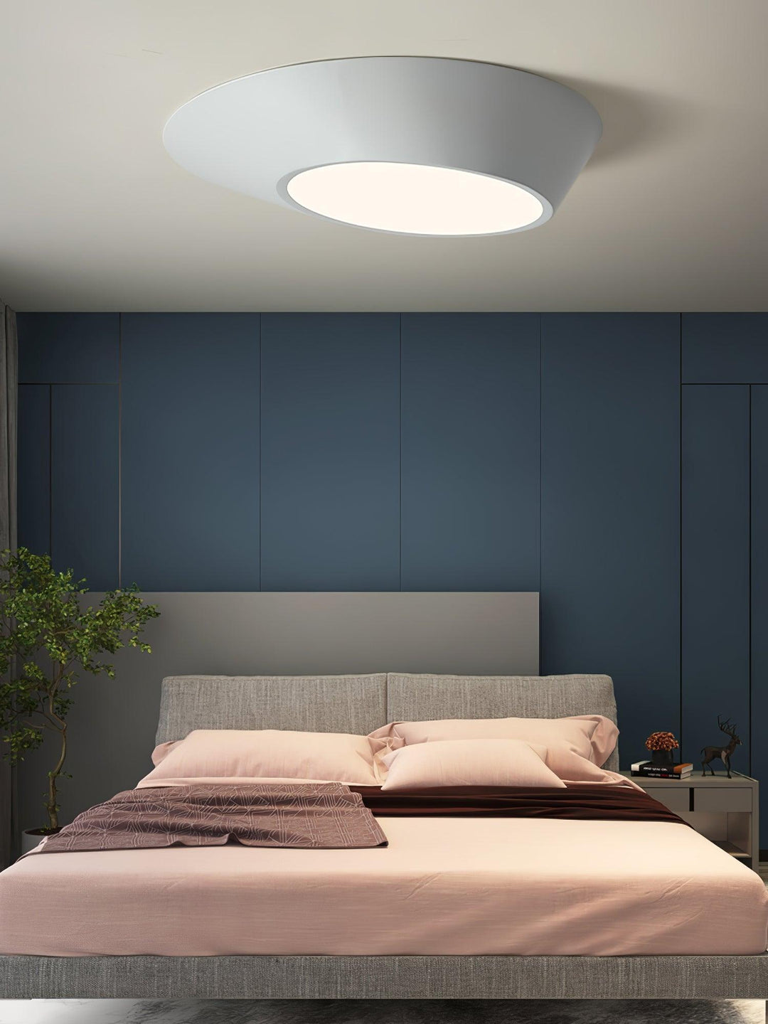 Angled Ceiling Light | Modern Lamp for Any Room | Vinlighting | Vinlighting | Vinlighting