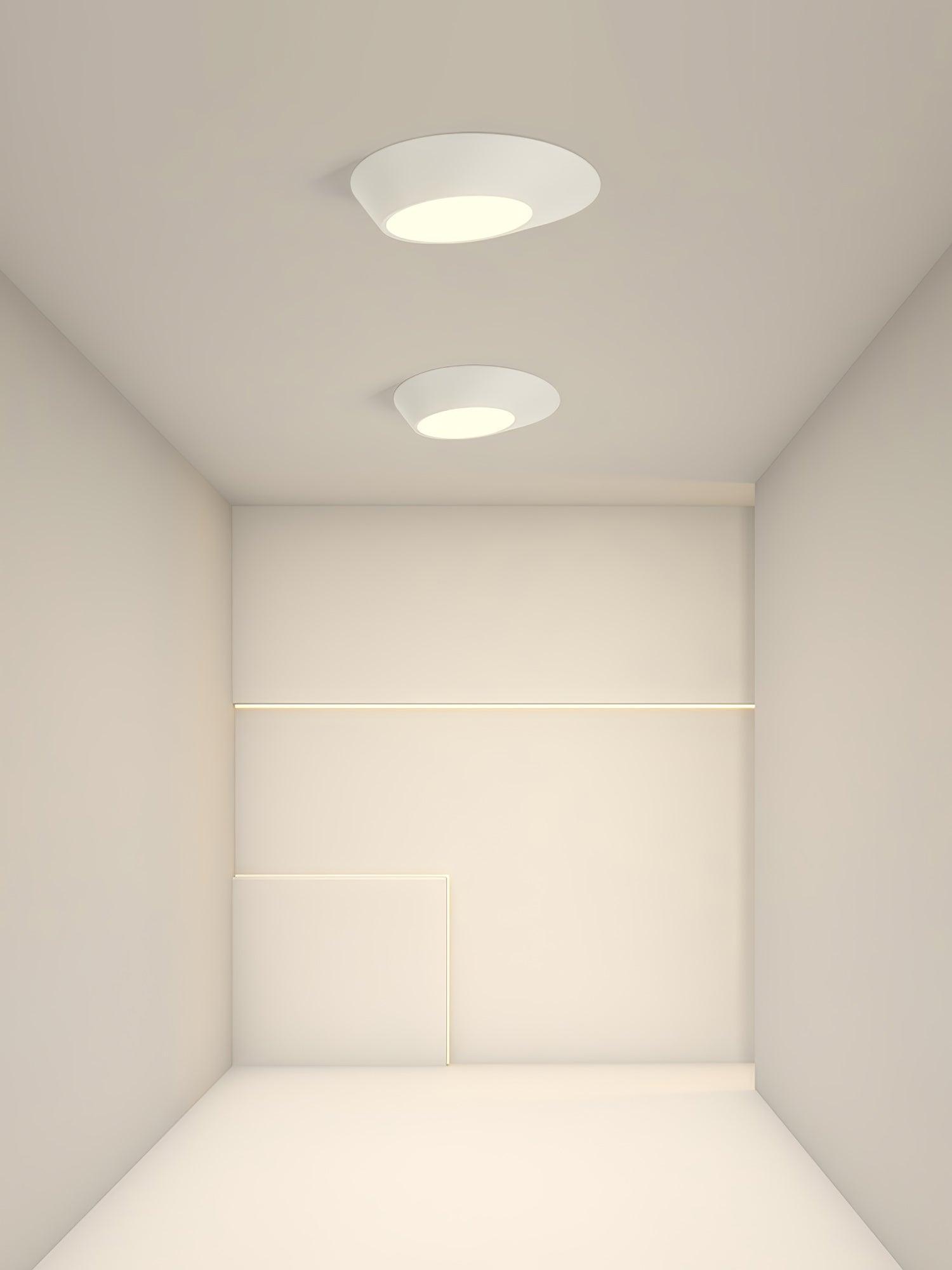 Angled Ceiling Light - Vinlighting