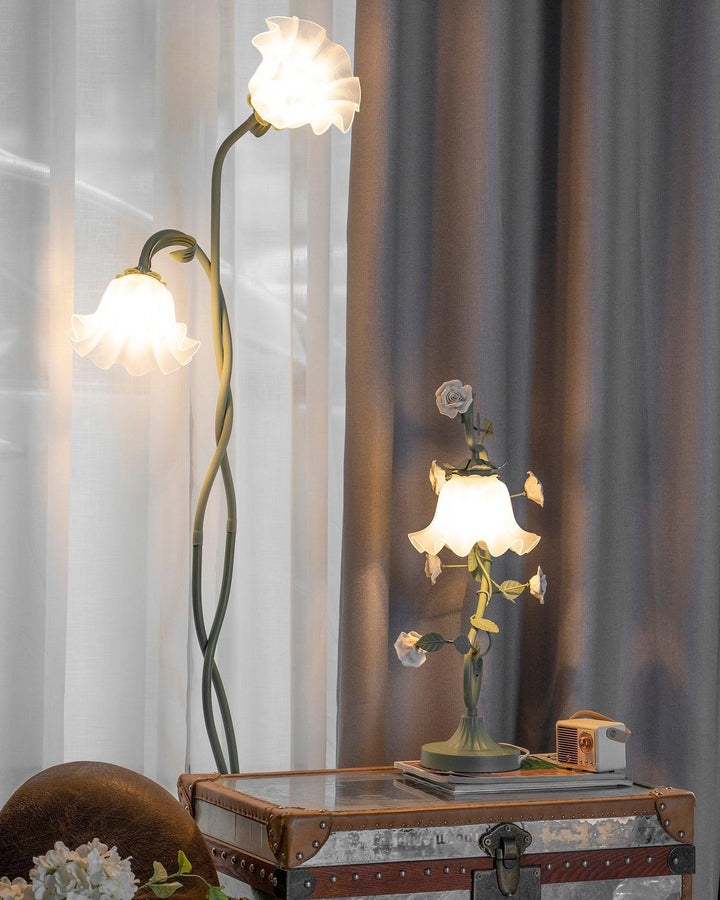 Art Deco Green Flower Floor Lamp for Living Room or Cute Bedroom Decor | Vinlighting | Vinlighting