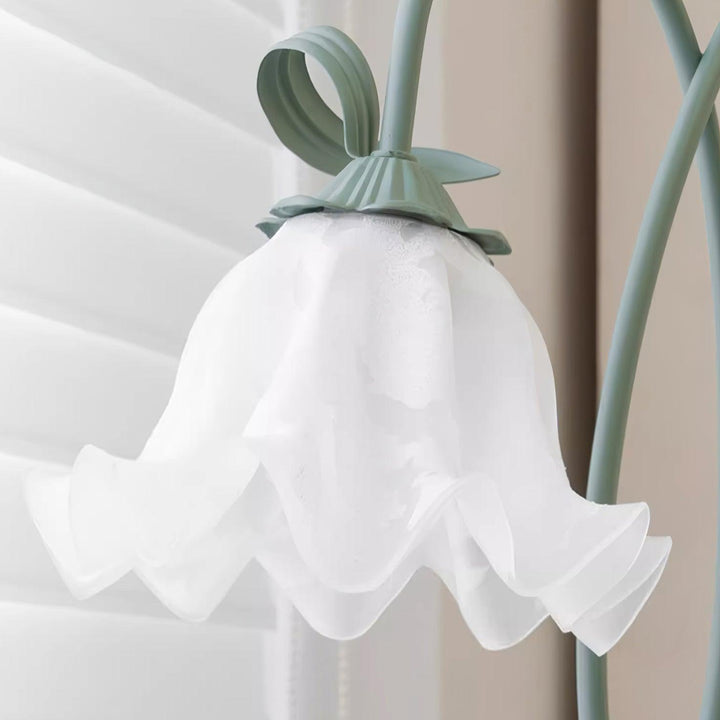 Art Deco Green Flower Floor Lamp for Living Room or Cute Bedroom Decor | Vinlighting | Vinlighting