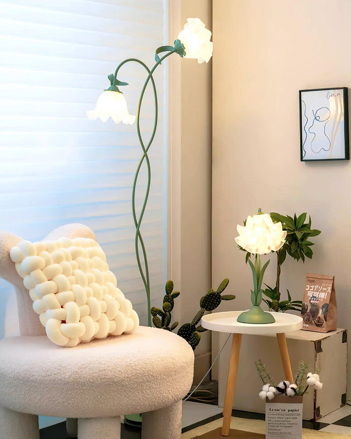Art Deco Green Flower Floor Lamp for Living Room or Cute Bedroom Decor | Vinlighting | Vinlighting