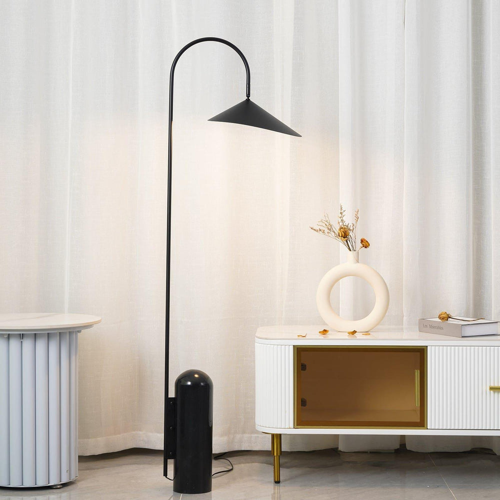 Arum Floor Lamp | Minimalist Art Deco Lighting with Black Marble Base | Vinlighting | Vinlighting