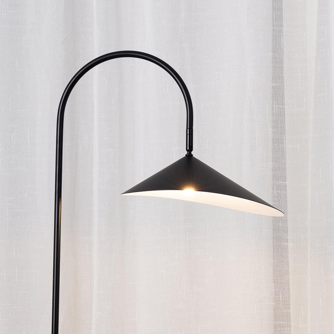Arum Floor Lamp | Minimalist Art Deco Lighting with Black Marble Base | Vinlighting | Vinlighting