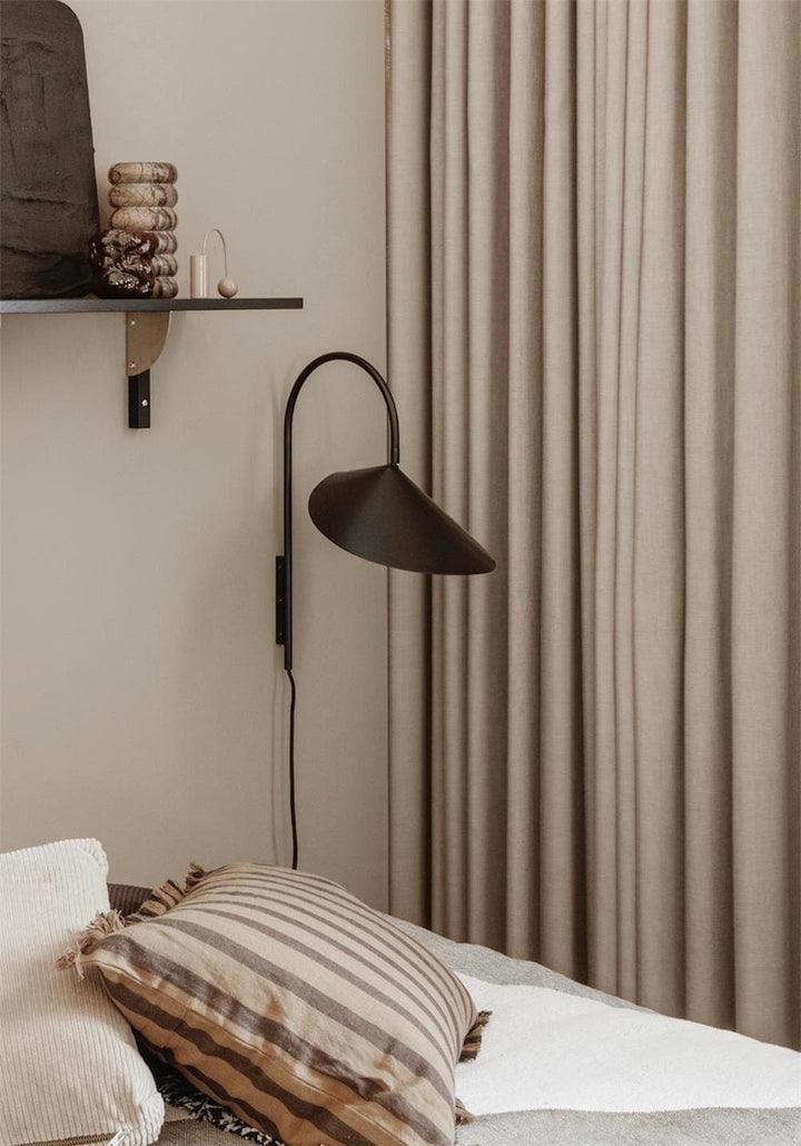 Arum Plug-In Wall Sconce - Modern Bedroom Style Wall Light | Vinlighting | Vinlighting