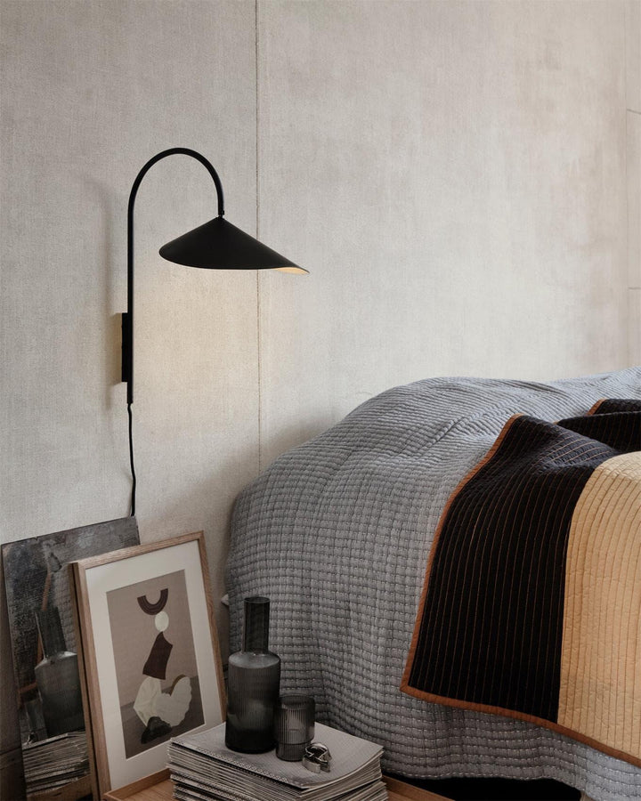 Arum Plug-In Wall Sconce - Modern Bedroom Style Wall Light | Vinlighting | Vinlighting