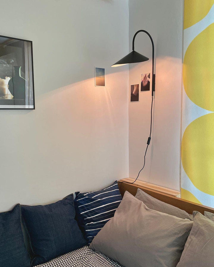 Arum Plug-In Wall Sconce - Modern Bedroom Style Wall Light | Vinlighting | Vinlighting