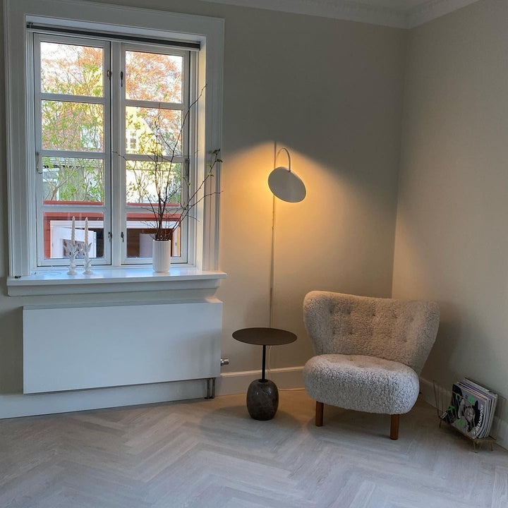 Arum Plug-In Wall Sconce - Modern Bedroom Style Wall Light | Vinlighting | Vinlighting