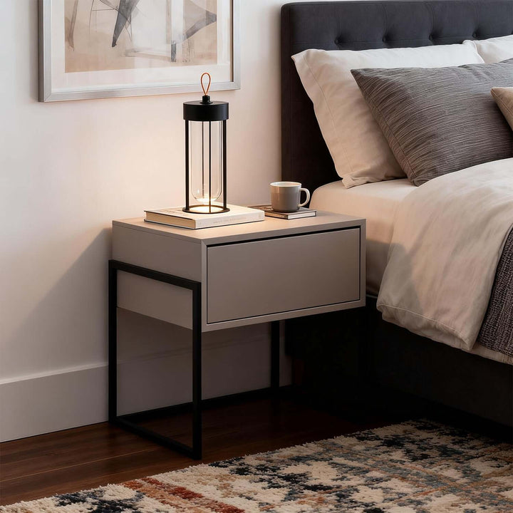 Arvika Table Lamp – Minimalist LED Lantern for Indoor & Outdoor
